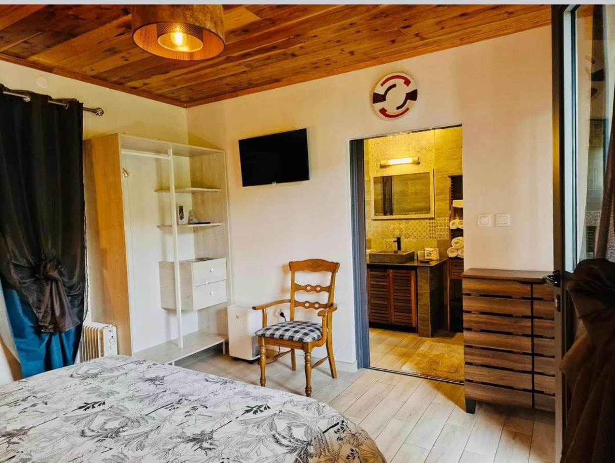 Chambres Et Tables D'Hote Du Voyageur La Plaine des Palmistes Exterior foto