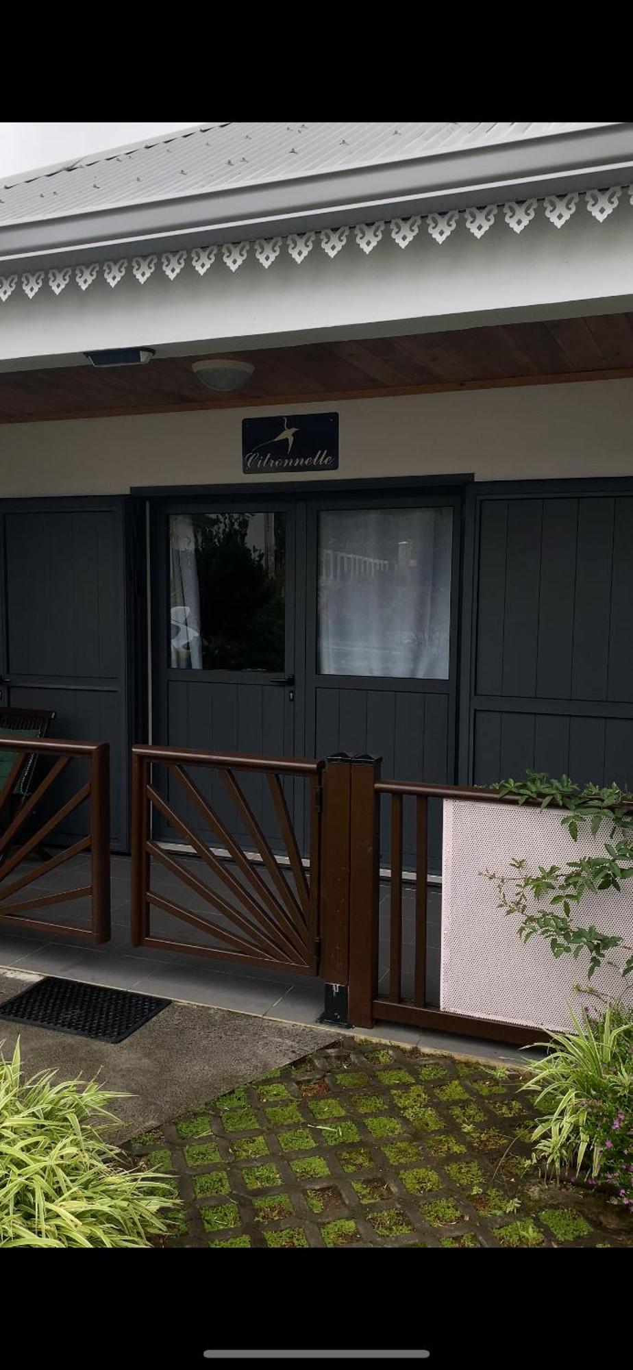 Chambres Et Tables D'Hote Du Voyageur La Plaine des Palmistes Exterior foto