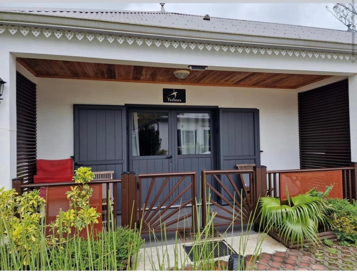 Chambres Et Tables D'Hote Du Voyageur La Plaine des Palmistes Exterior foto